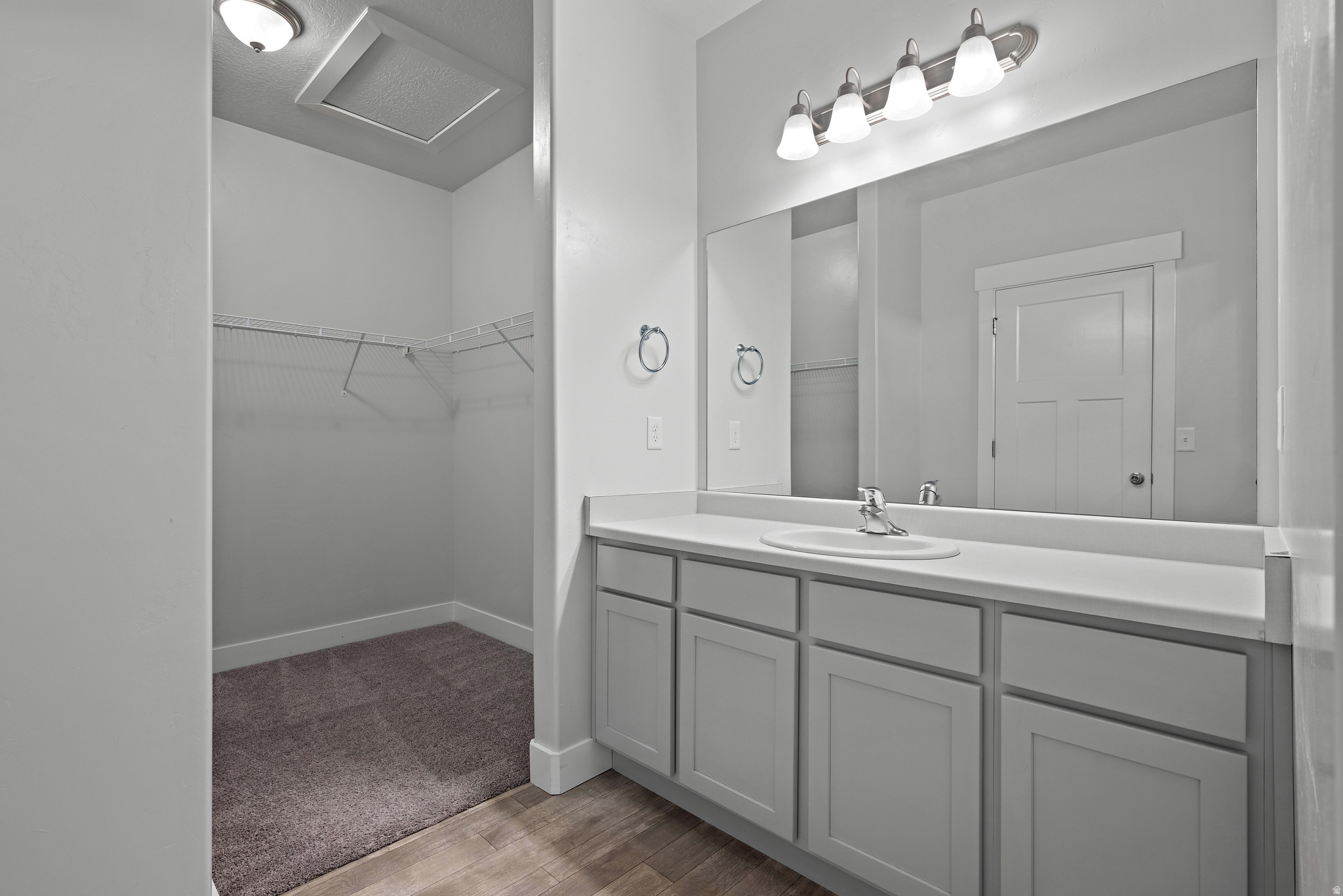 WATERSEDGE - Residential