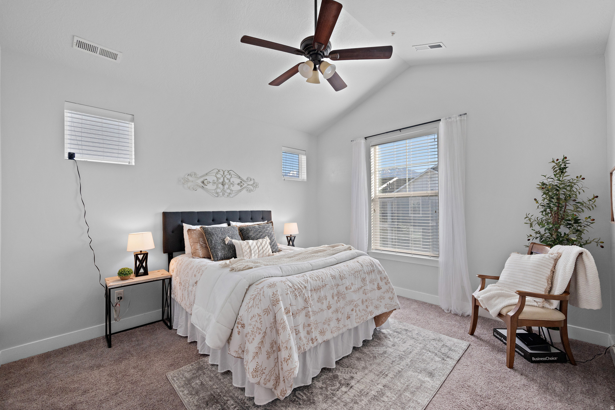 WATERSEDGE - Residential