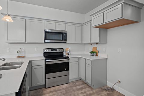 Tiny photo for 627 N EMERY LN, Vineyard, UT 84059 (MLS # 2145961)