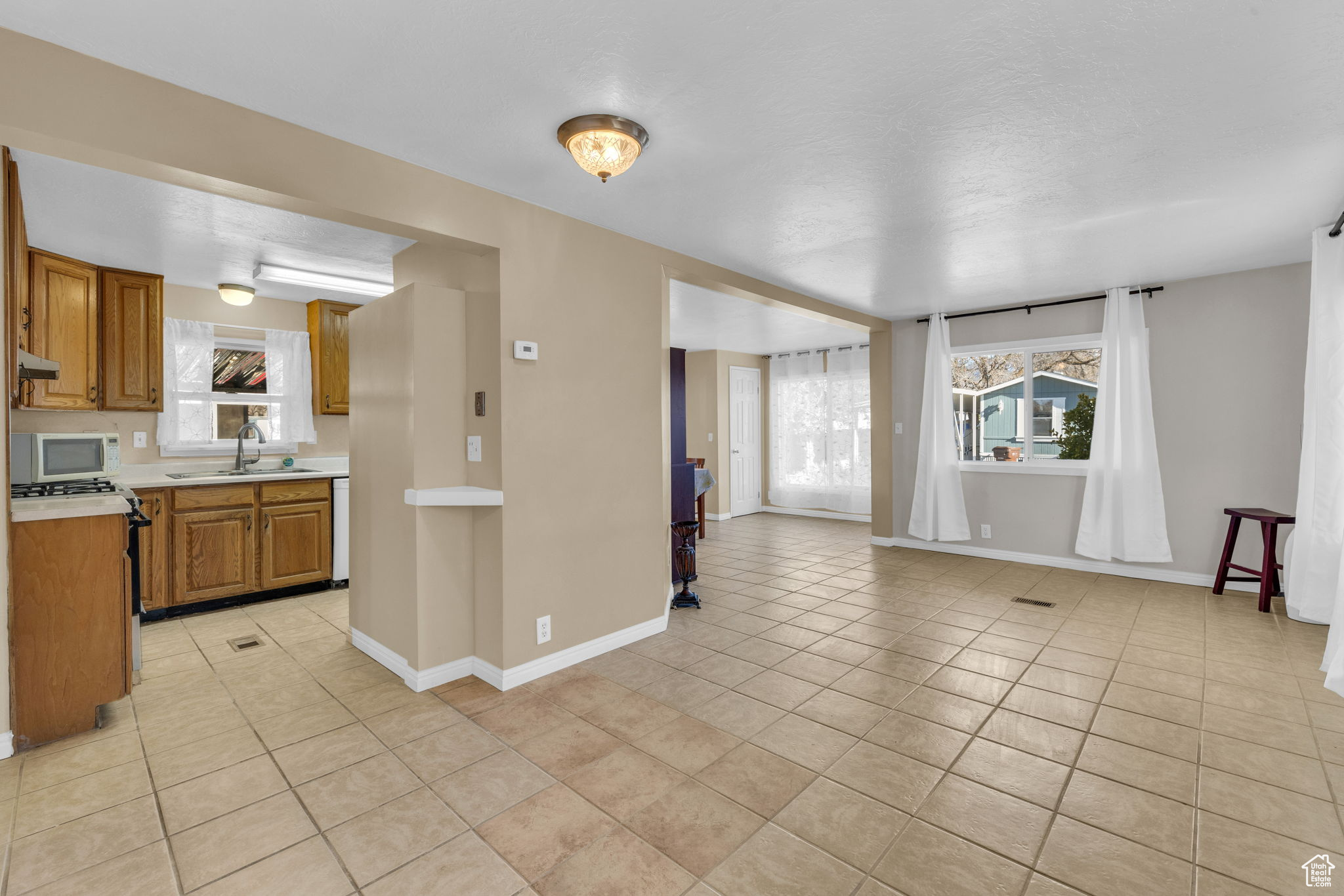 5084 S Escondido St, Murray, Utah image 6
