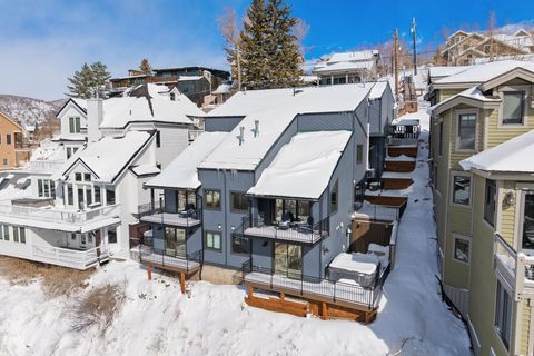 Photo of 301 ONTARIO AVE, Park City, UT 84060 (MLS # 2139157)