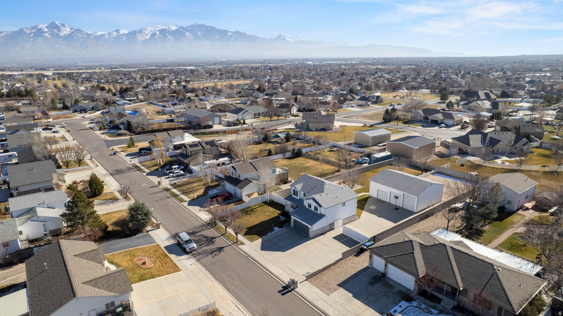 SHADOW MOUNTAIN - Residential