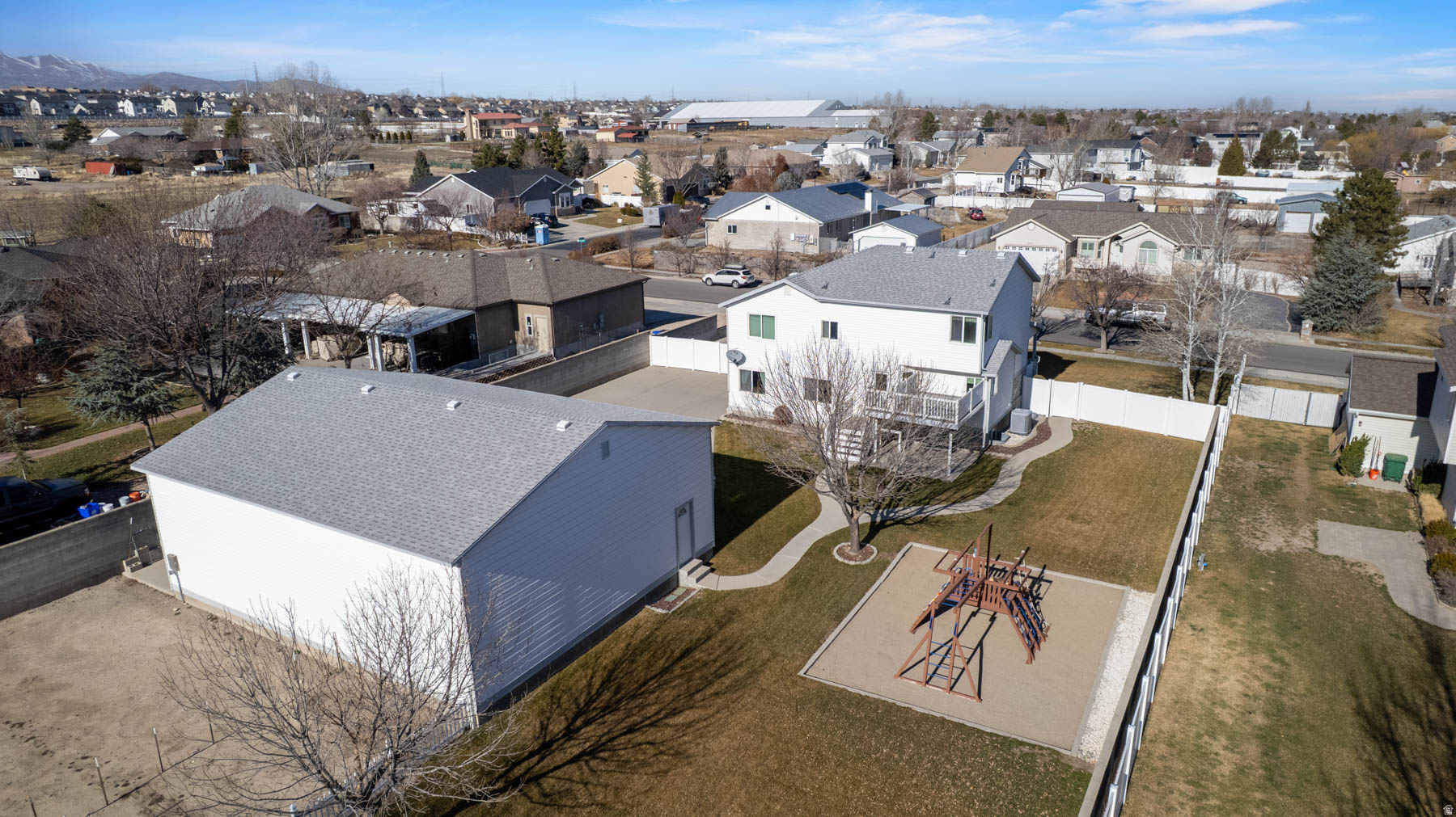 SHADOW MOUNTAIN - Residential