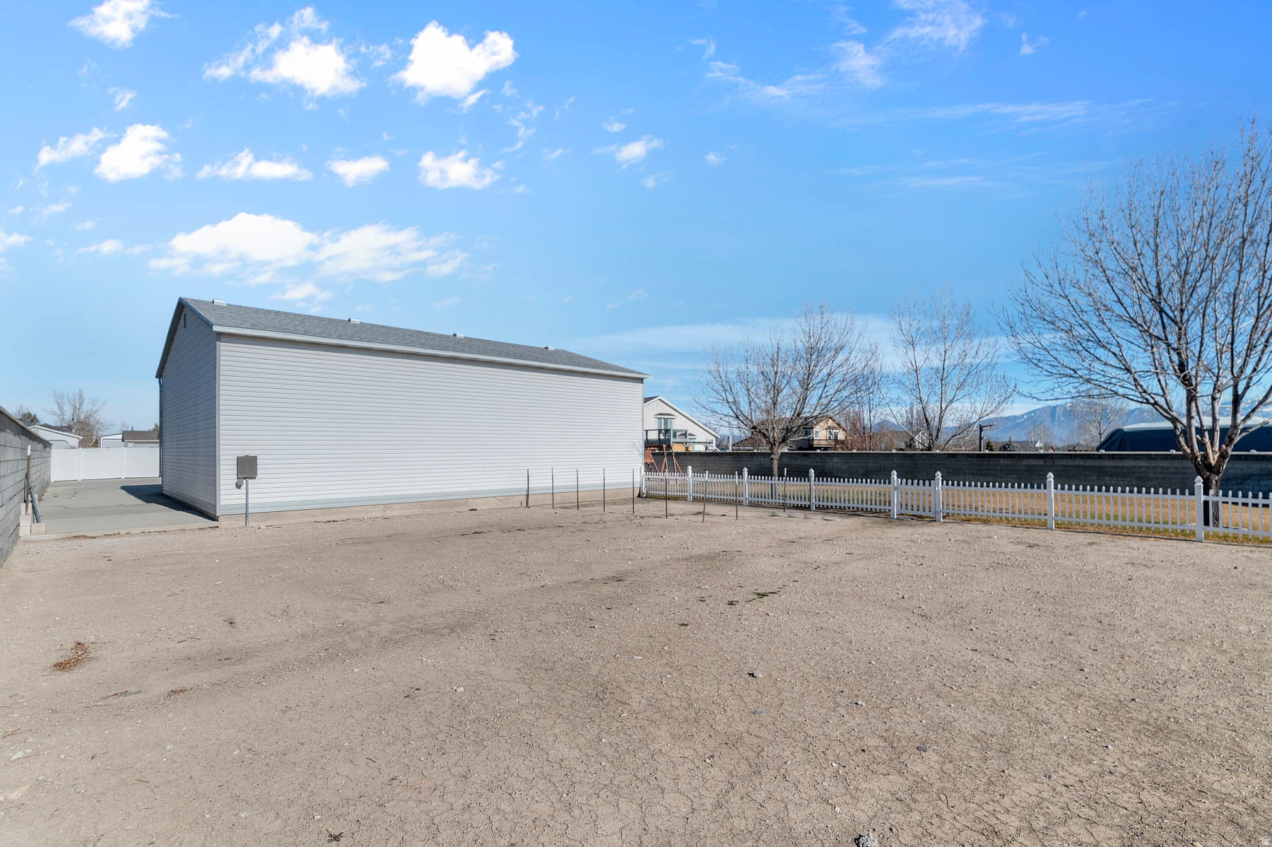 SHADOW MOUNTAIN - Residential