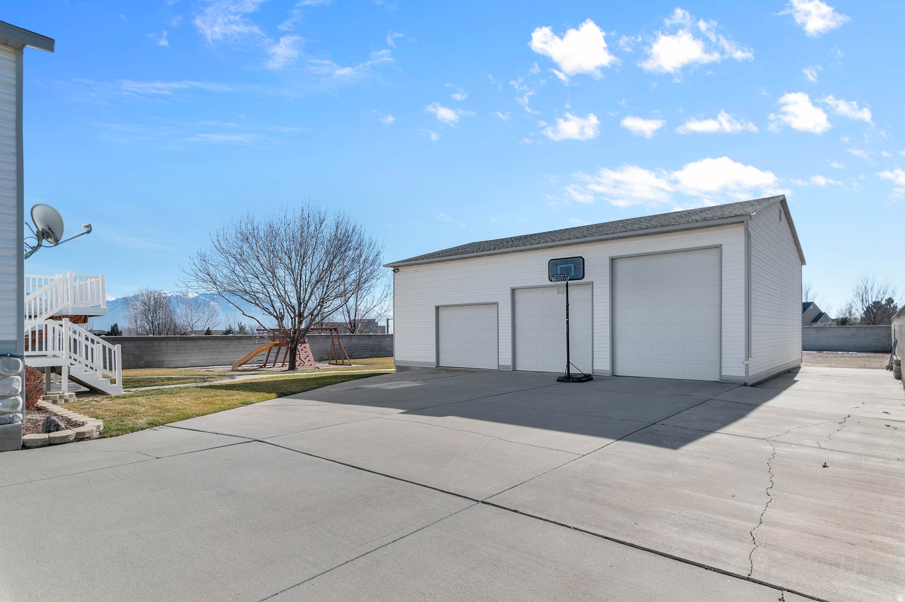 SHADOW MOUNTAIN - Residential