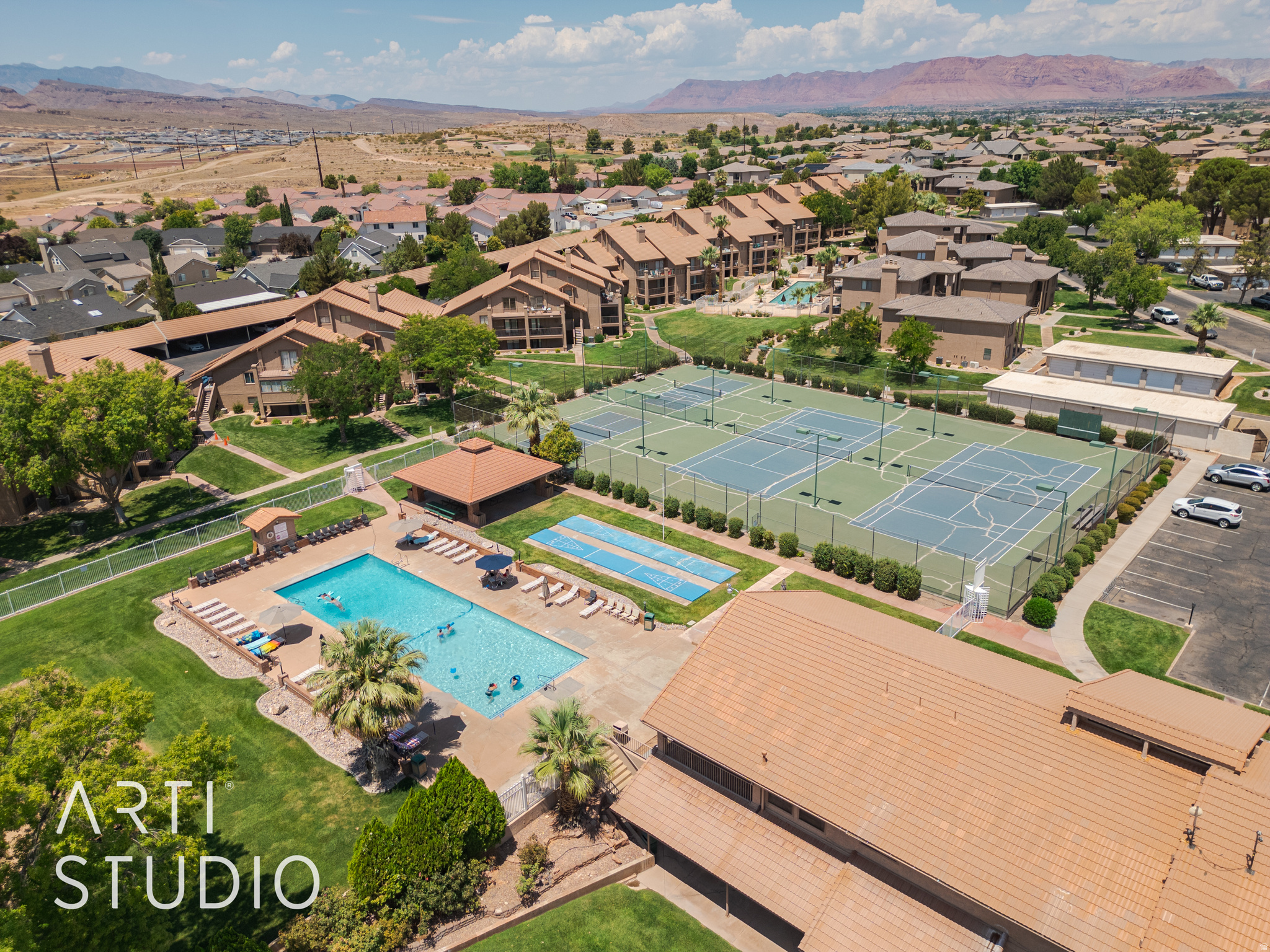 SPORTS VILLAGE 1 - Residential