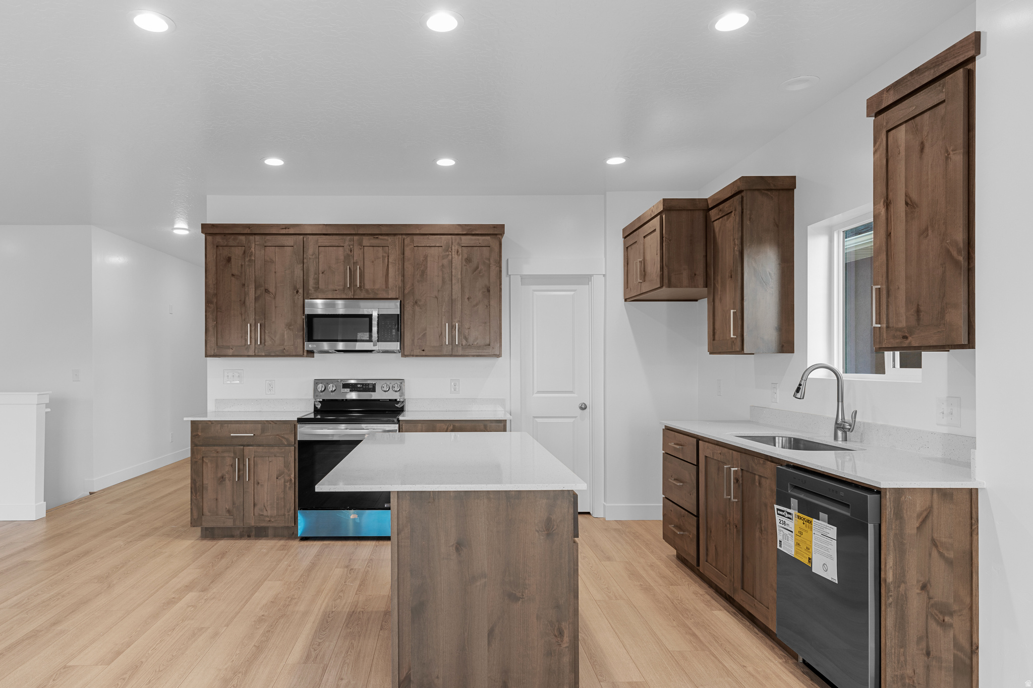 MELLOR AT SPANISH FORK - Residential