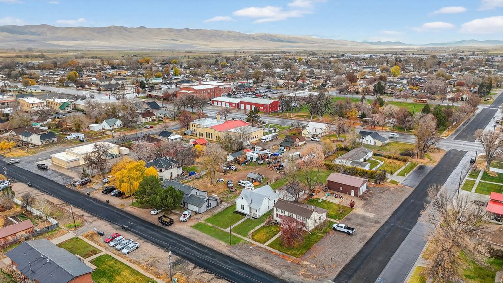 Photo of 185 E CENTER ST, Nephi, UT 84648 (MLS # 2124018)