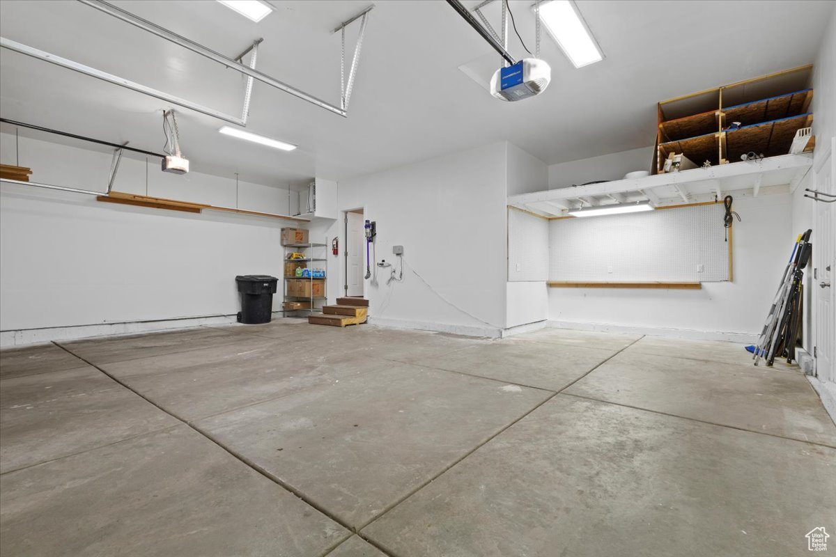 BLOOMFIELD HEIGHTS PHASE 2 - Residential
