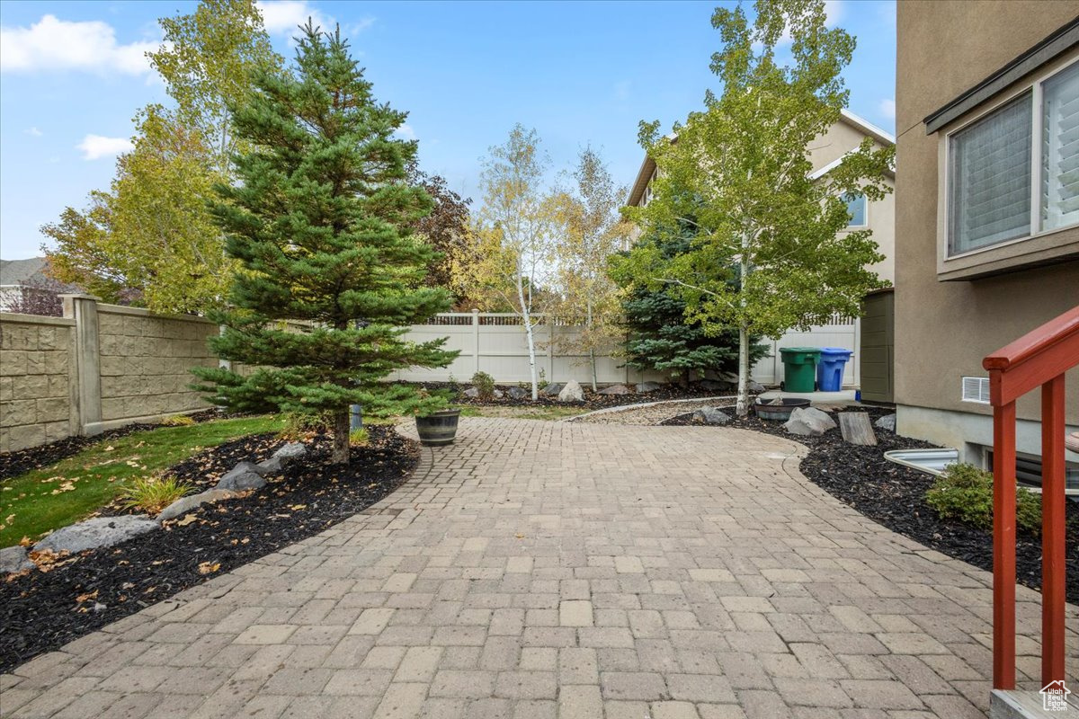BLOOMFIELD HEIGHTS PHASE 2 - Residential