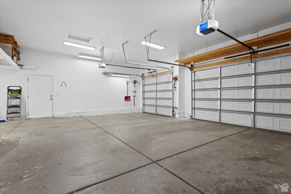 BLOOMFIELD HEIGHTS PHASE 2 - Residential
