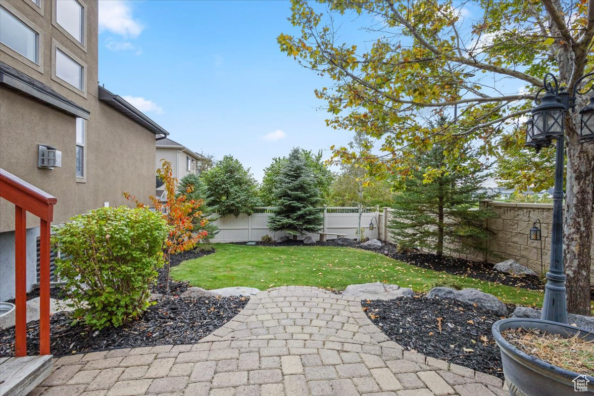 BLOOMFIELD HEIGHTS PHASE 2 - Residential