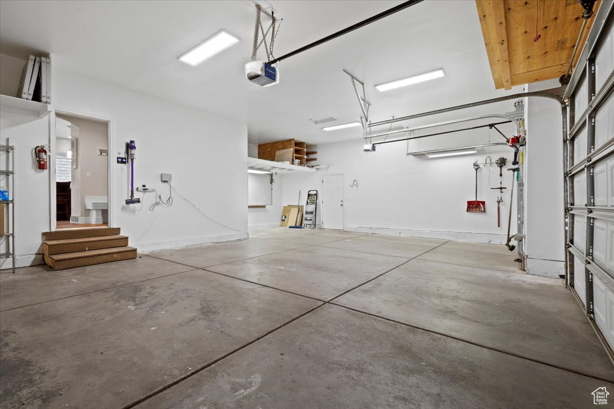 BLOOMFIELD HEIGHTS PHASE 2 - Residential