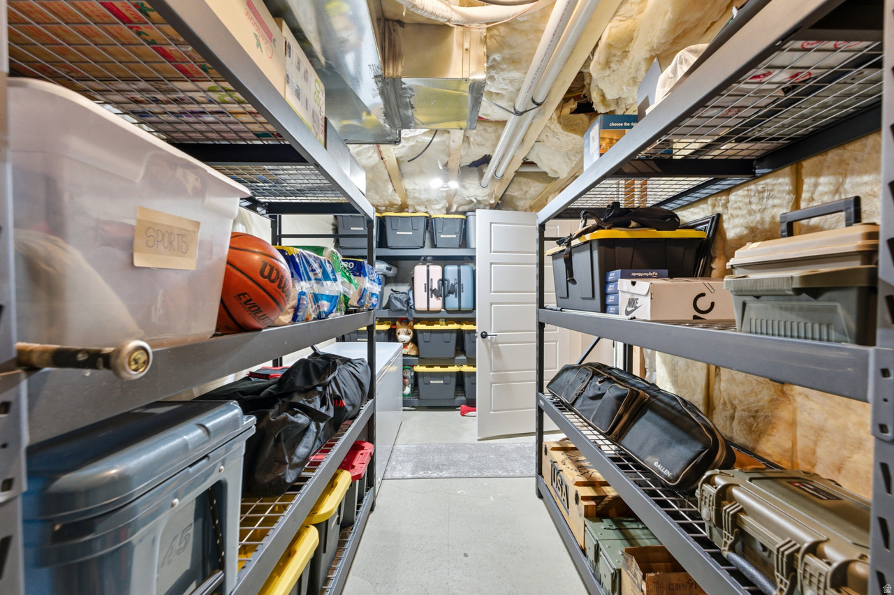 HOLBROOK FARMS - Residential