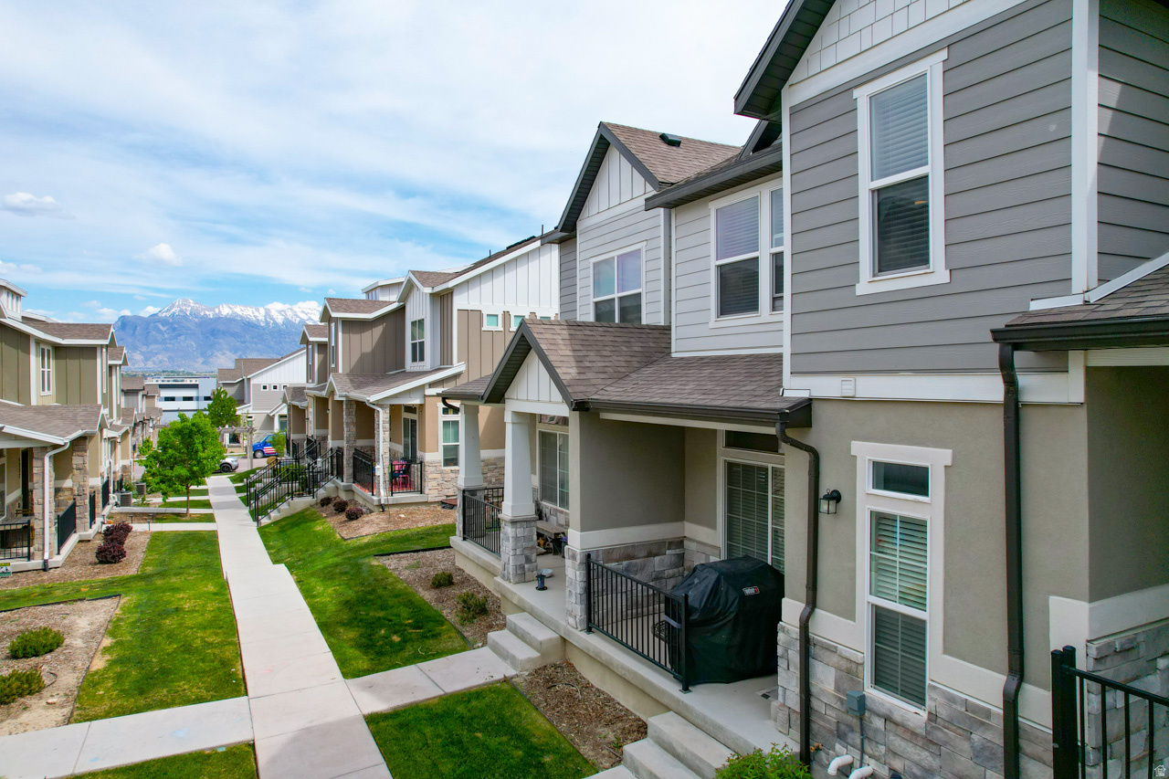 HOLBROOK FARMS - Residential