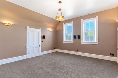Tiny photo for 42 W CENTER ST, Kaysville, UT 84037 (MLS # 2147149)