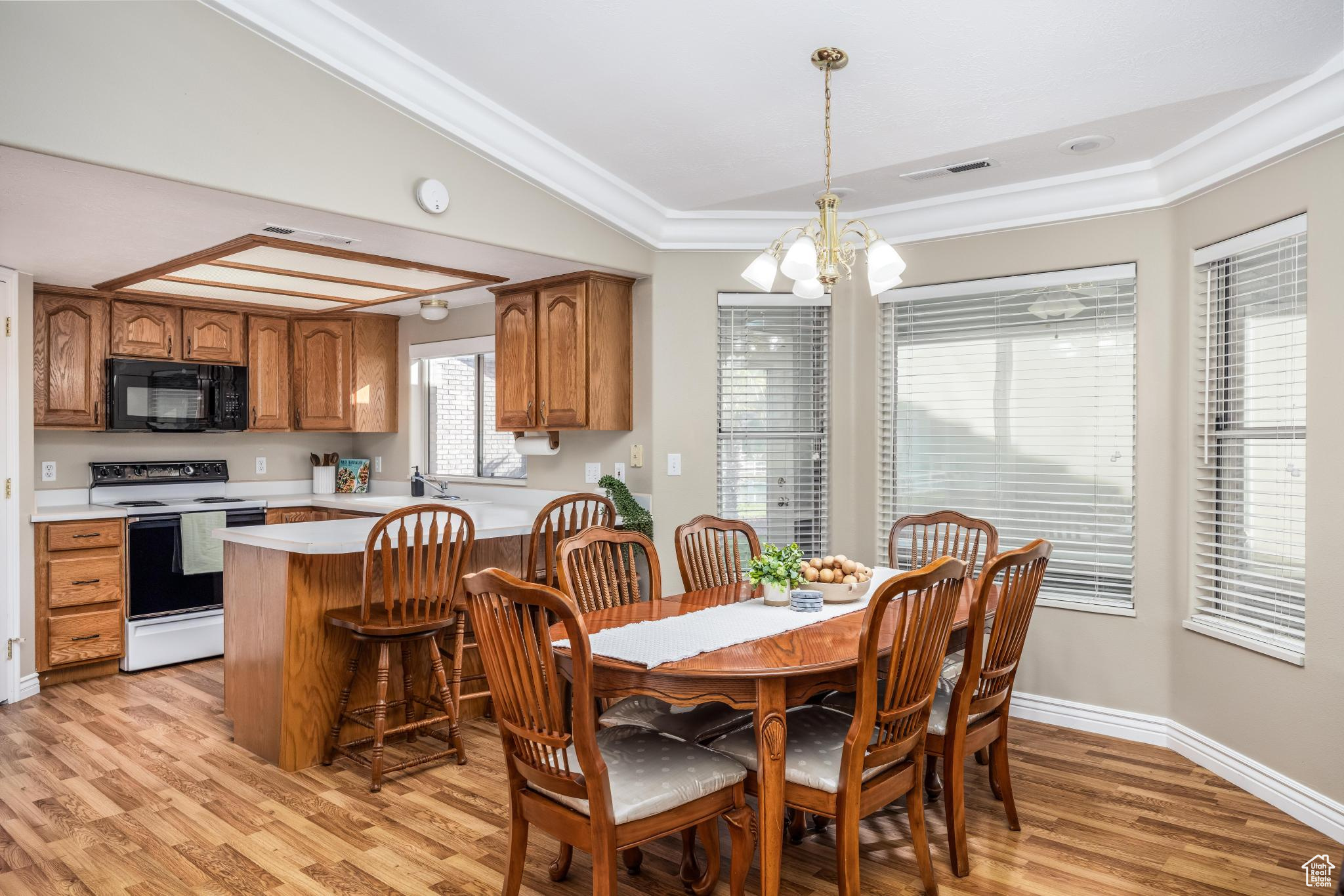 MEADOW CREEK - Residential