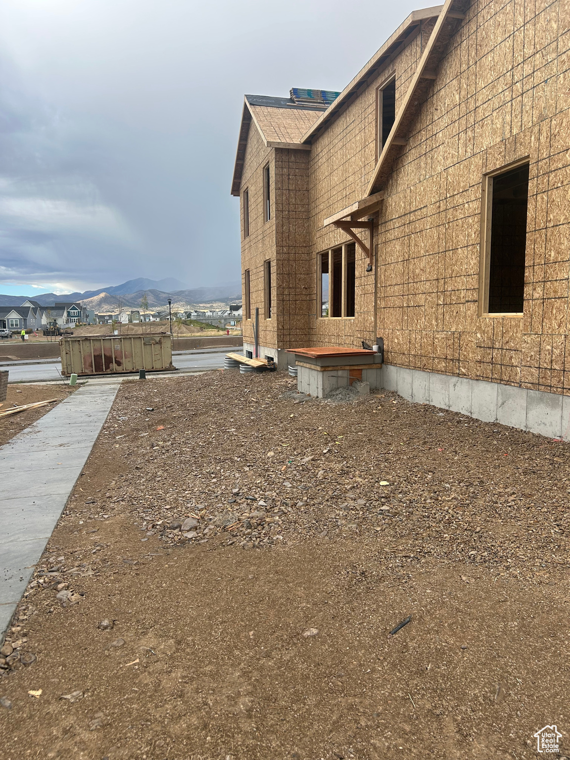 DAYBREAK - Residential Income