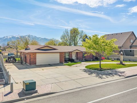 Tiny photo for 10261 S 3200 W, South Jordan, UT 84095 (MLS # 2149477)