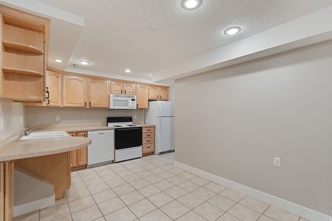 Tiny photo for 10261 S 3200 W, South Jordan, UT 84095 (MLS # 2149477)