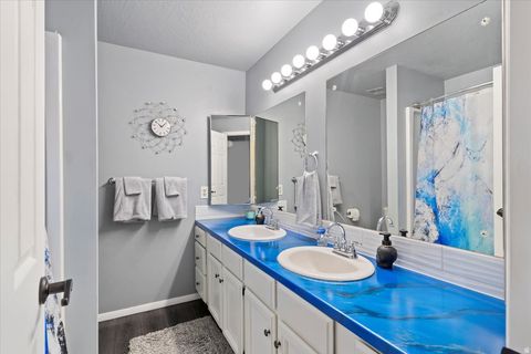 Tiny photo for 1916 E 5625 S, South Ogden, UT 84403 (MLS # 2131009)