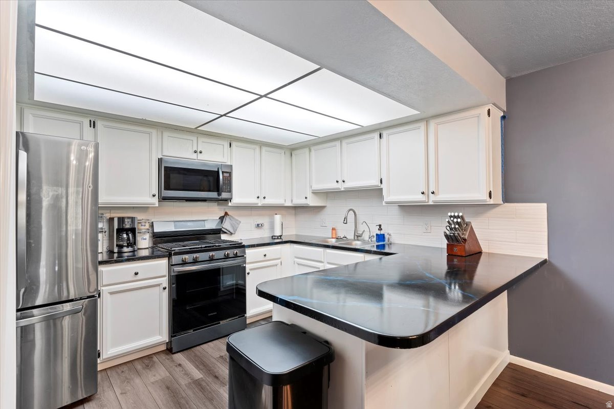 MEADOWS EAST - Residential