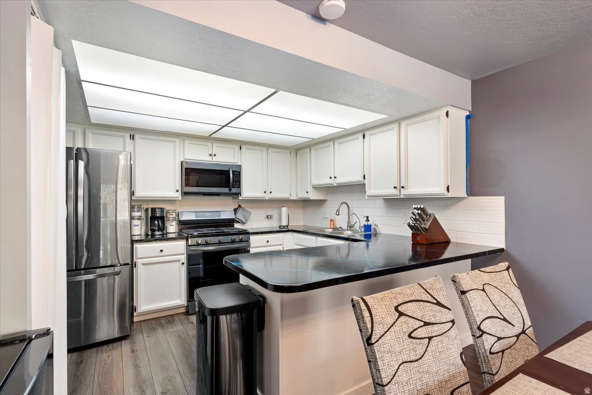 MEADOWS EAST - Residential