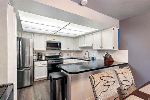 Tiny photo for 1916 E 5625 S, South Ogden, UT 84403 (MLS # 2131009)