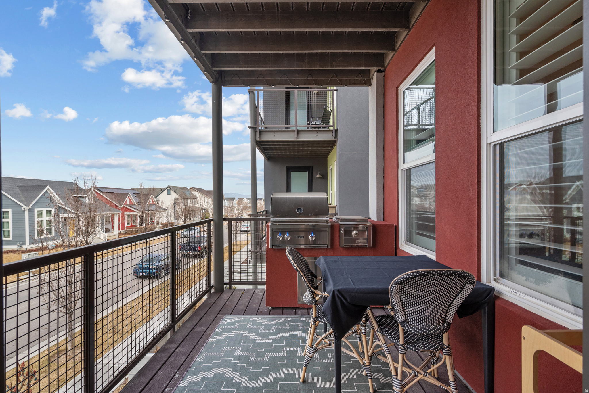 DAYBREAK - Residential