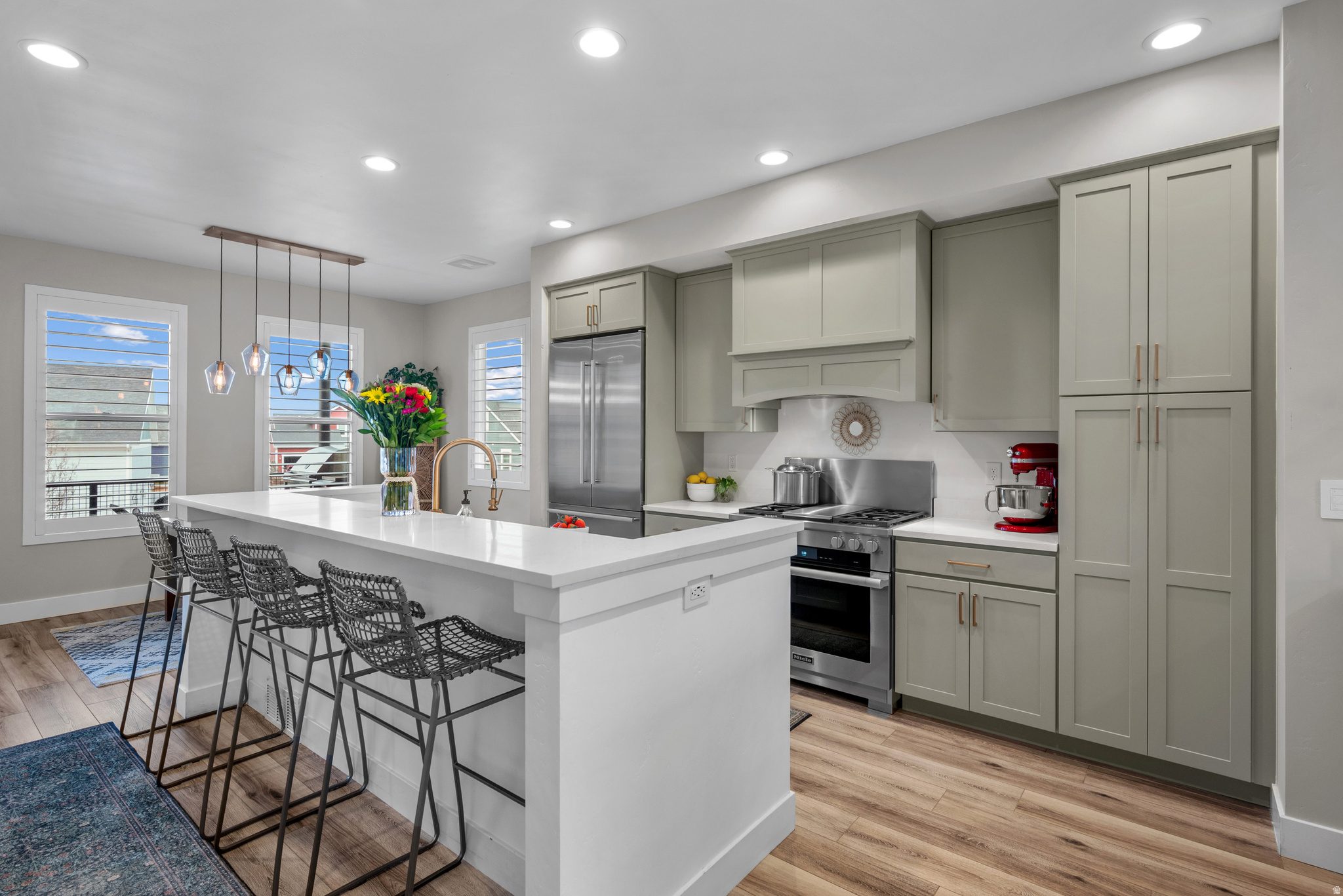 DAYBREAK - Residential