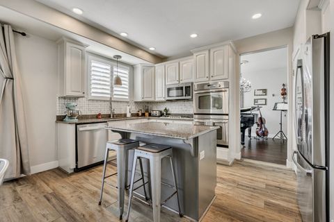 Tiny photo for 1743 W GRAYS PL, Lehi, UT 84043 (MLS # 2121462)