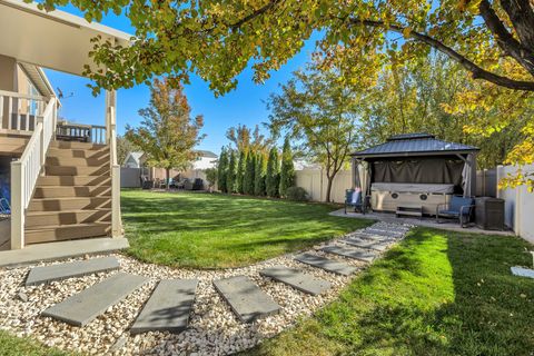 Tiny photo for 1743 W GRAYS PL, Lehi, UT 84043 (MLS # 2121462)