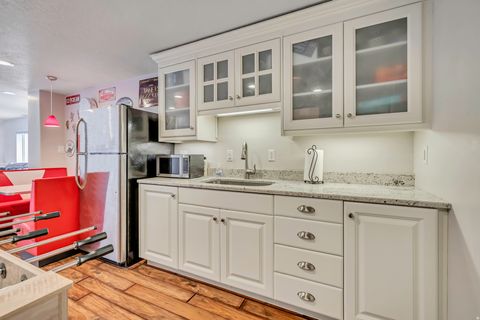 Tiny photo for 1743 W GRAYS PL, Lehi, UT 84043 (MLS # 2121462)