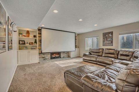 Tiny photo for 1743 W GRAYS PL, Lehi, UT 84043 (MLS # 2121462)