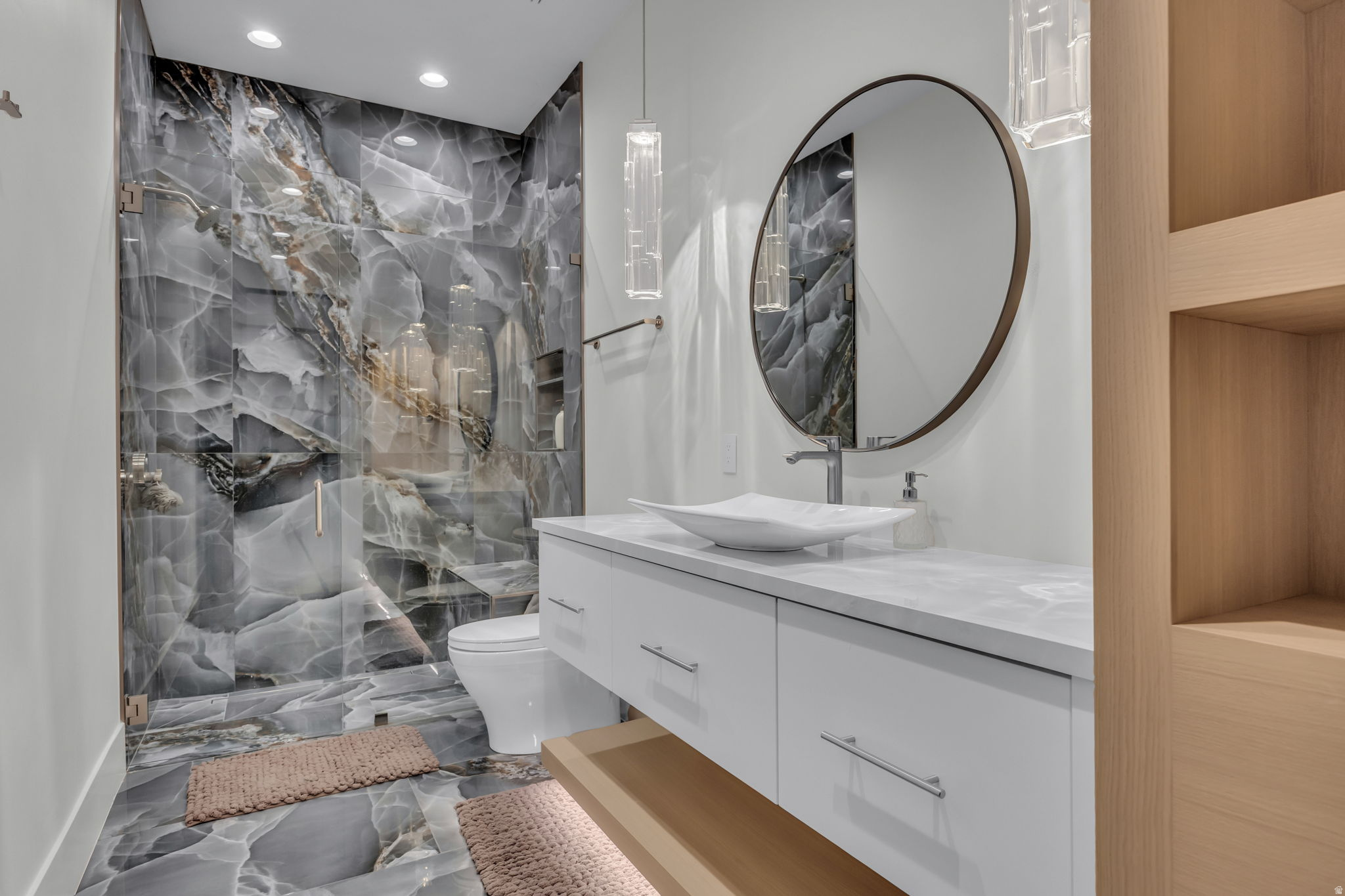 SUMMIT CREEK - Residential