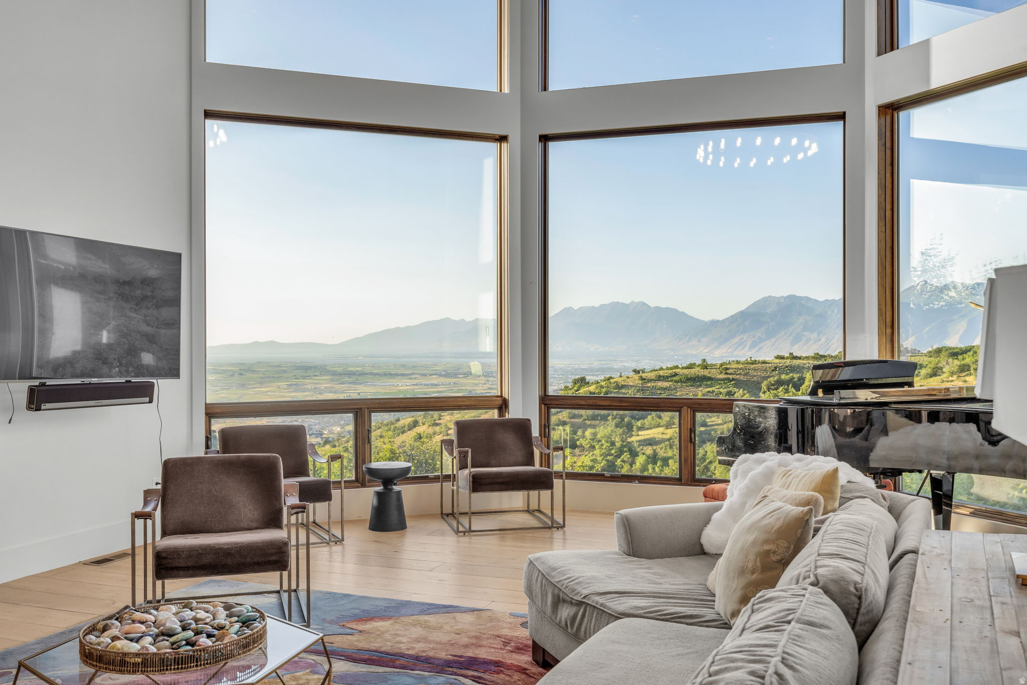 SUMMIT CREEK - Residential