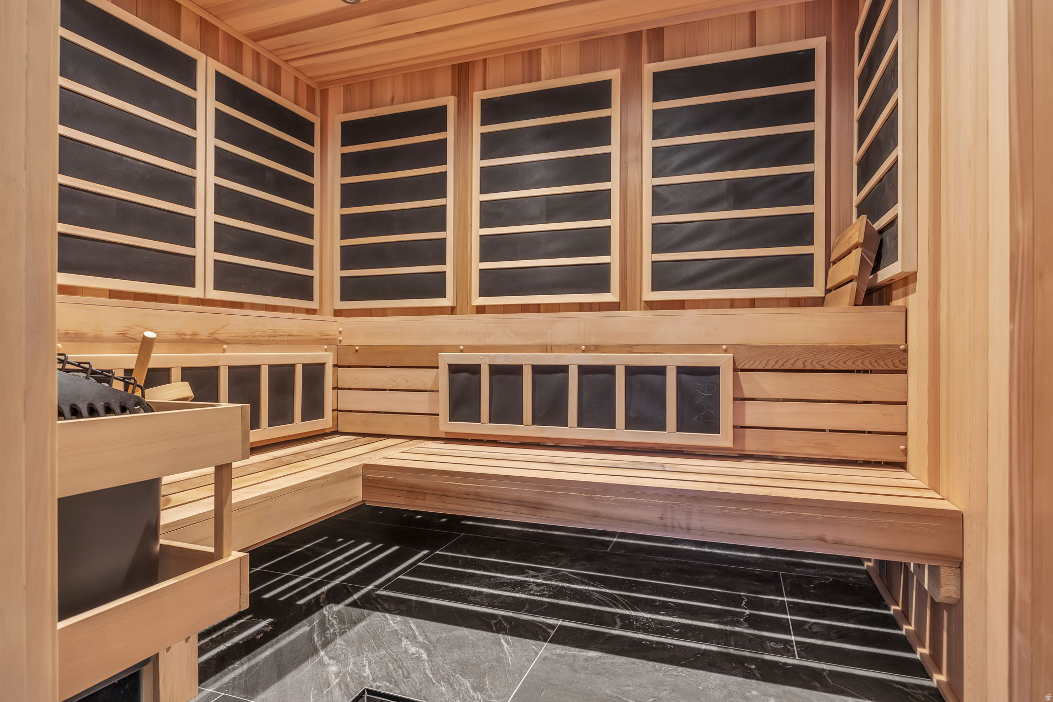 SUMMIT CREEK - Residential