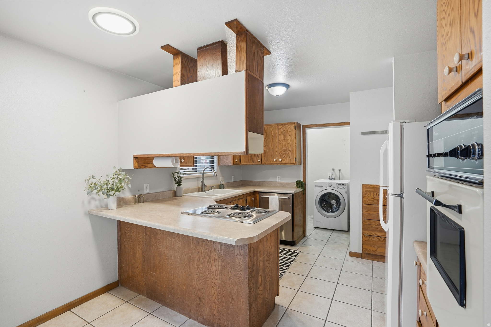 HOMEFIELD - Residential