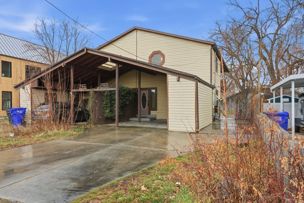 Photo of 2959 S ADAMS ST W, Salt Lake City, UT 84115 (MLS # 2137088)