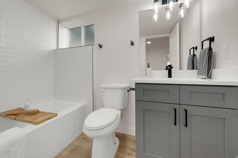 Tiny photo for 398 W PAUL AVE, Layton, UT 84041 (MLS # 2120952)