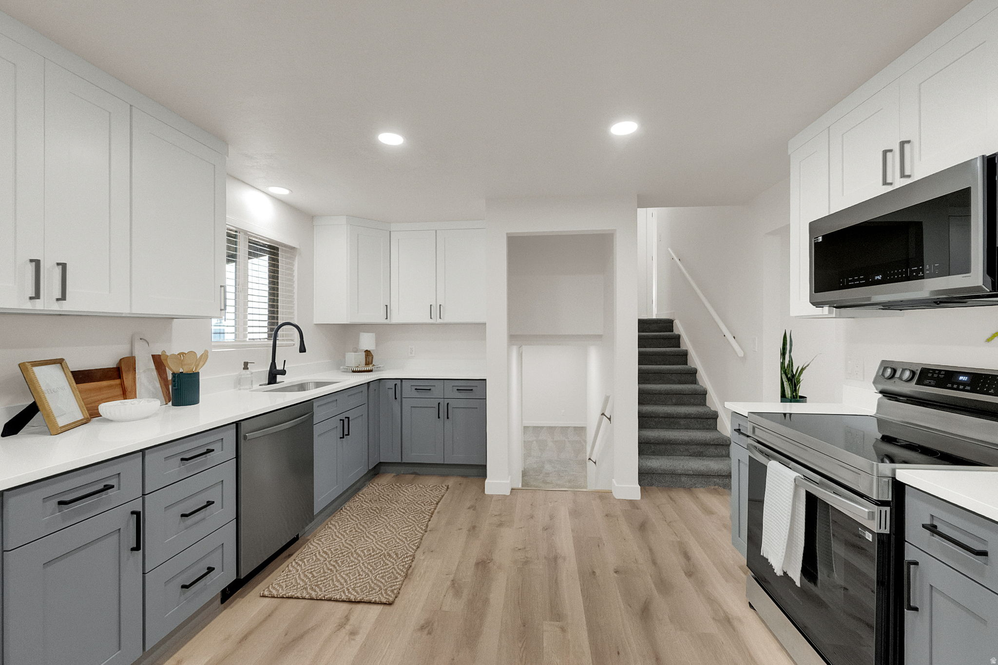 ROBINS PARK - Residential