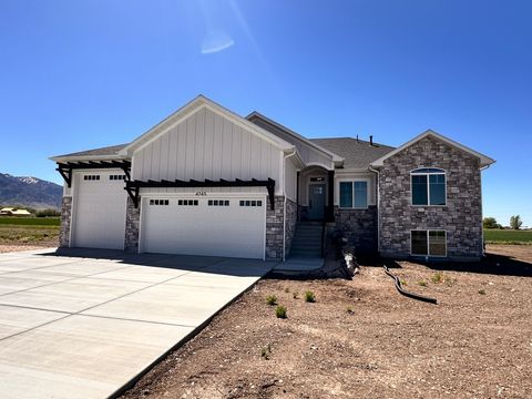 Photo of 4745 W 9370 N, Elwood, UT 84337 (MLS # 2155968)