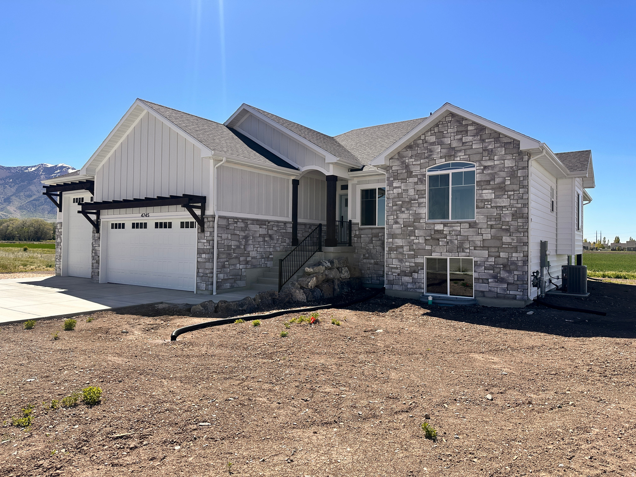 COTTONWOOD LANDING - Residential