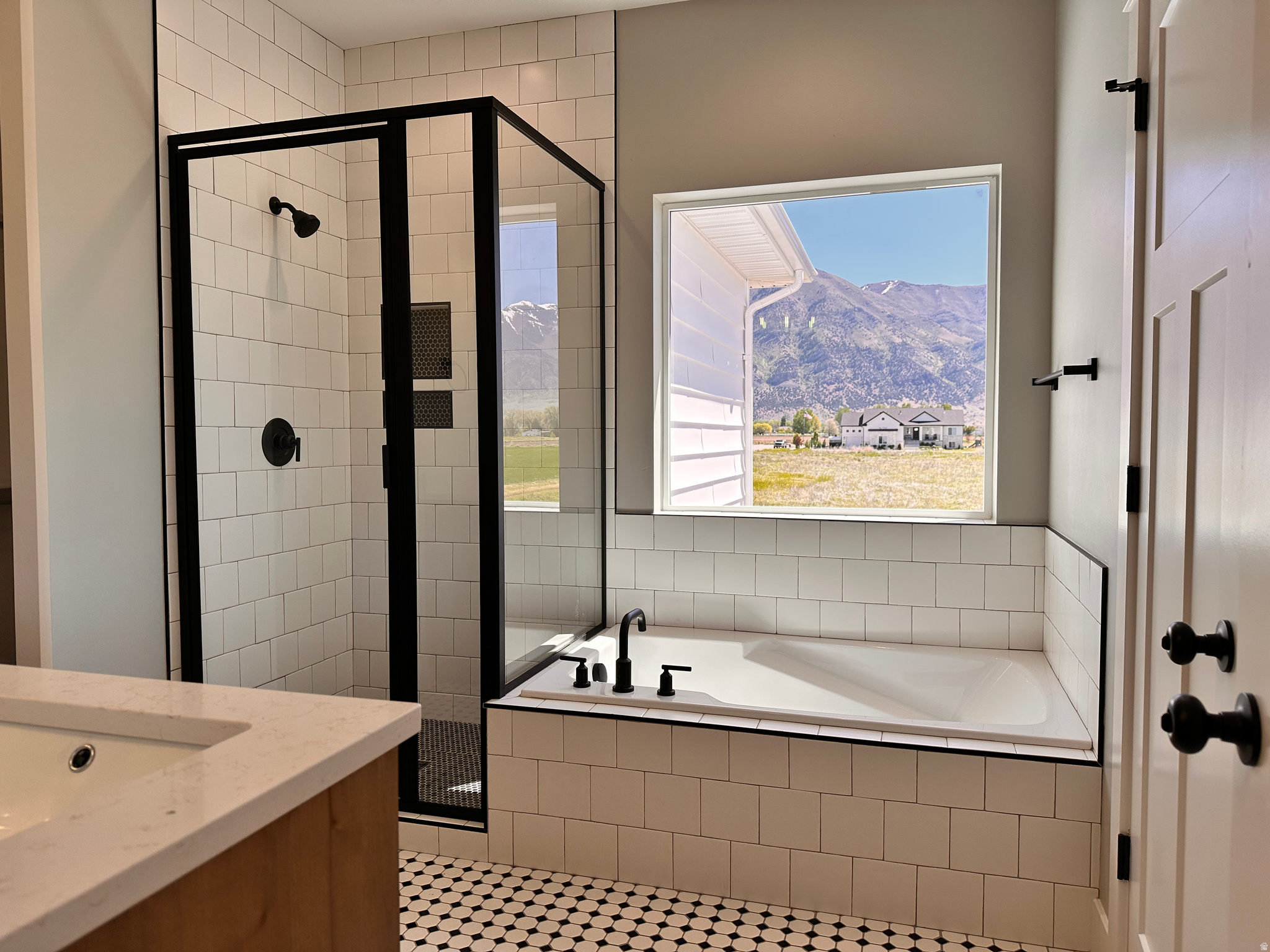 COTTONWOOD LANDING - Residential