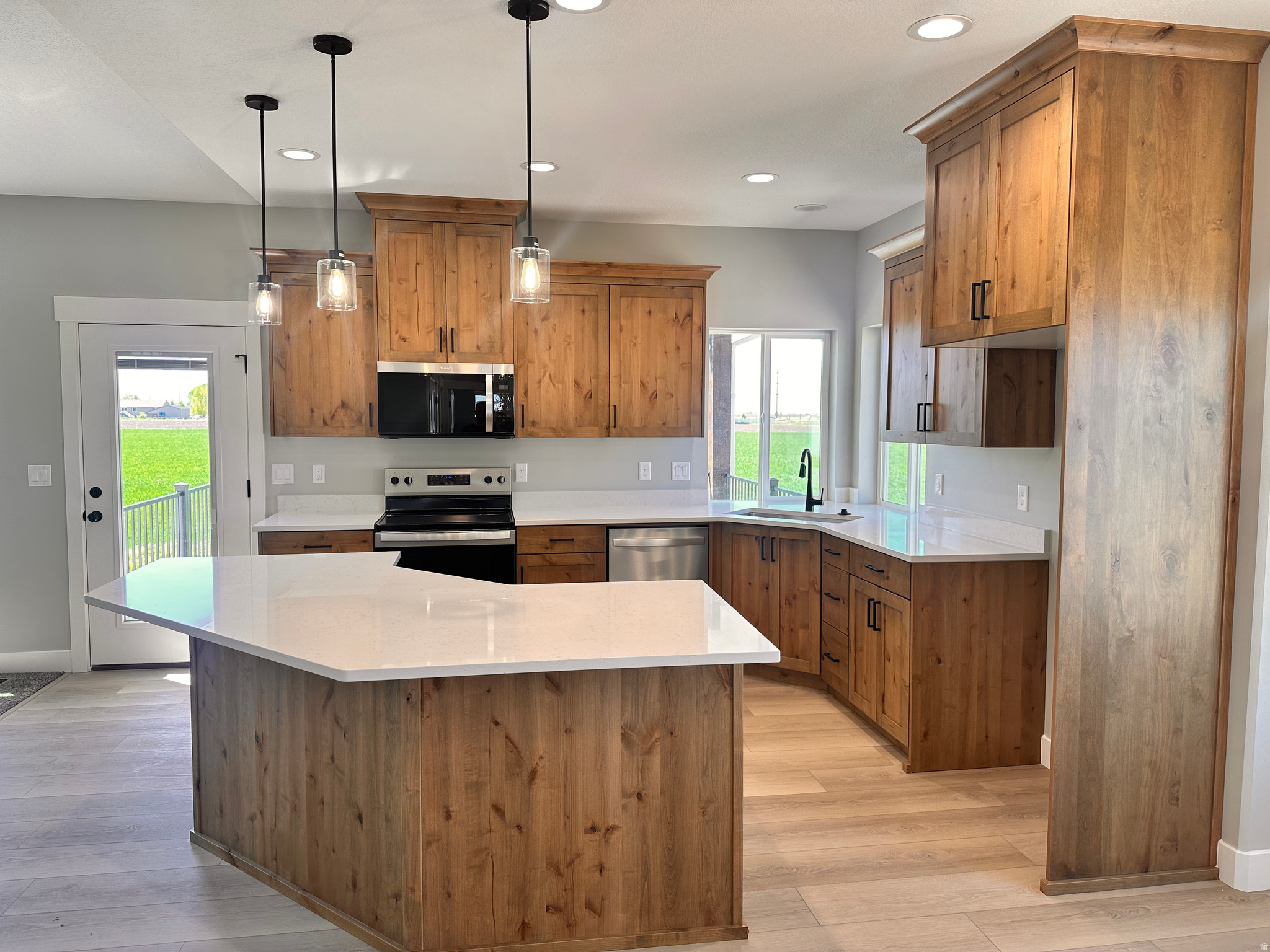 COTTONWOOD LANDING - Residential