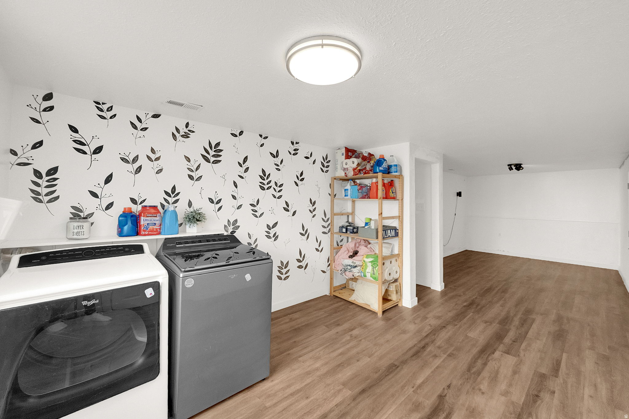 COUNTRY PARK - Residential