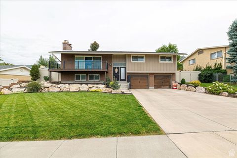 Tiny photo for 1060 N KINGSWOOD RD, Kaysville, UT 84037 (MLS # 2119299)