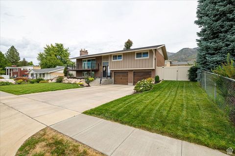 Tiny photo for 1060 N KINGSWOOD RD, Kaysville, UT 84037 (MLS # 2119299)