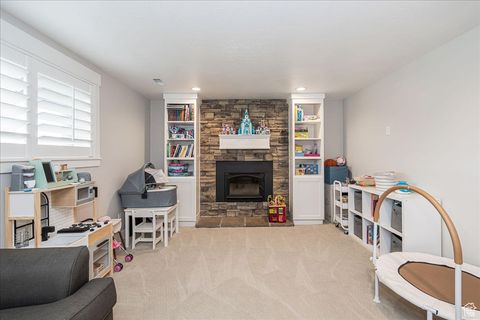 Tiny photo for 1060 N KINGSWOOD RD, Kaysville, UT 84037 (MLS # 2119299)