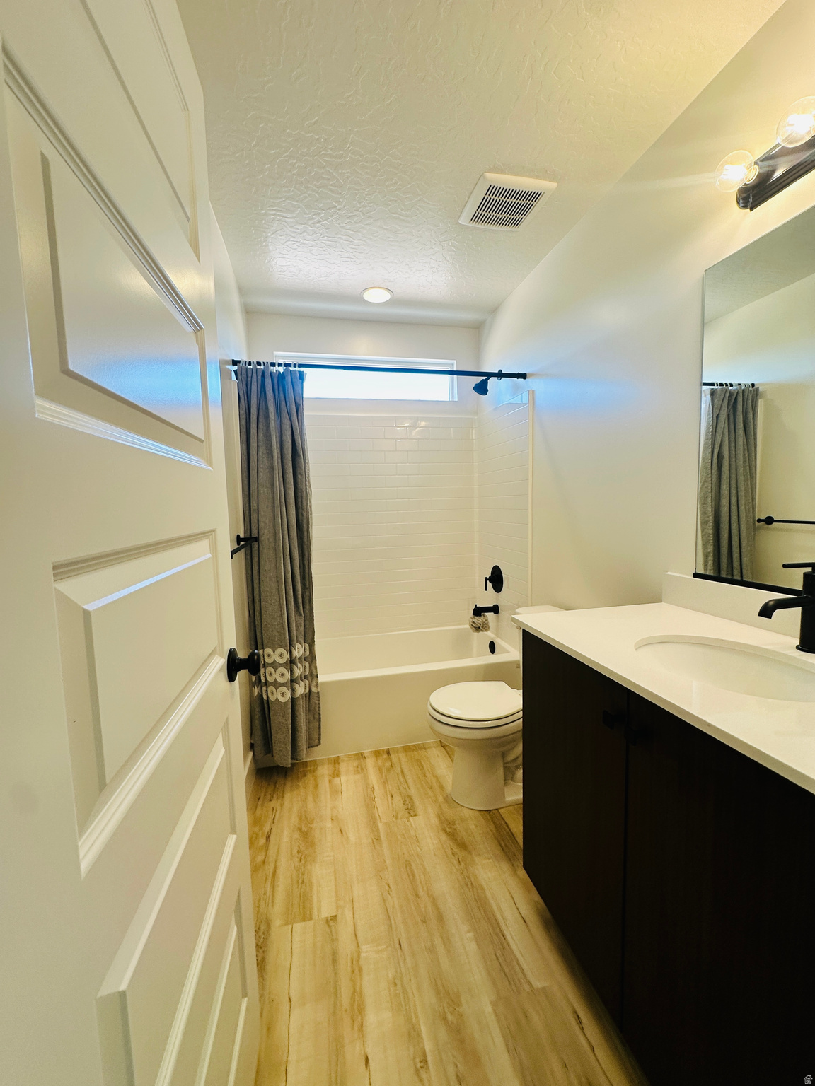 WHITE HILLS - Residential